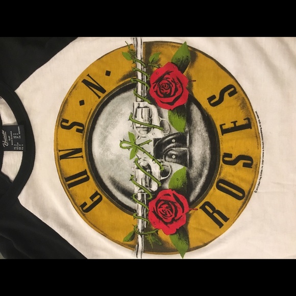 Guns & Roses Rock Graphic Tee - Picture 6 of 7